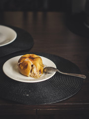 Apples baked (apple sauce) diet and aromatic dessert