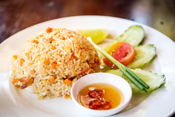 Fried rice with shrimp