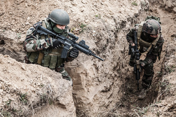 Paratroopers of french 1st Marine Infantry Parachute Regiment RPIMA in entrenchments