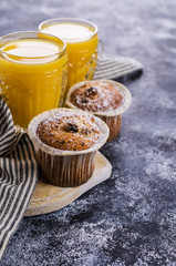 Muffin with raisins