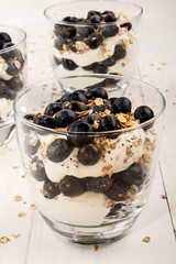 cranachan with blueberries and roasted oatmeal