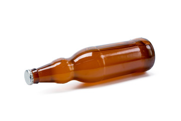 Fototapeta premium bottle of beer on white background