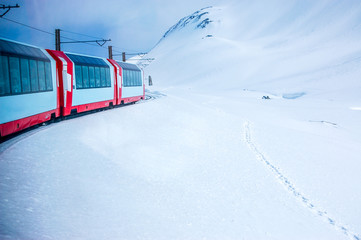 Schweizer Bergbahn Glacier Express	