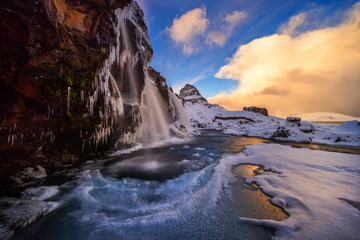Kirkjufellsfoss sunset