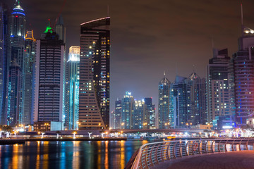 Fototapeta na wymiar Dubai Marina by Night