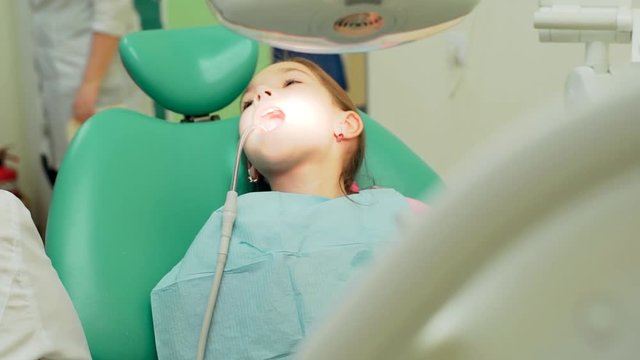 Drying Inlays with UV Curing Light in Dental Procedure