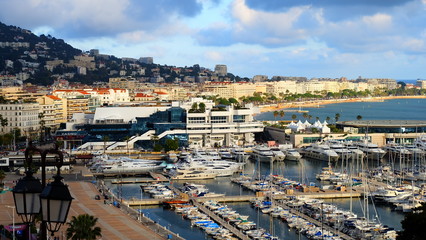 Fototapeta na wymiar Port in Cannes, France