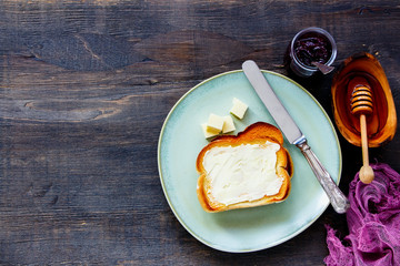 Toasts with butter and honey