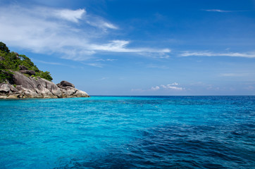 Fototapeta na wymiar blue sea Similan