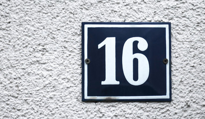 Hausnummer 16