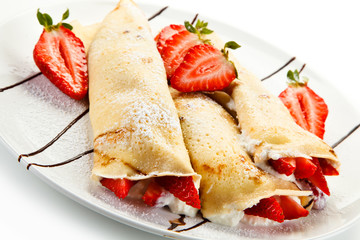 Pancakes with strawberries