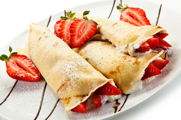 Pancakes with strawberries