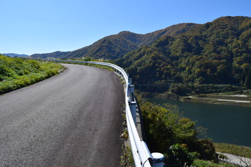 Obraz premium 山岳道路