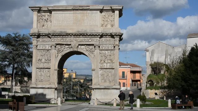 Arco di Traiano, Benevento Italia