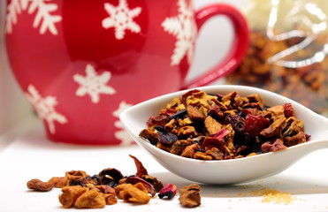 tisana mela, cannella e uvetta