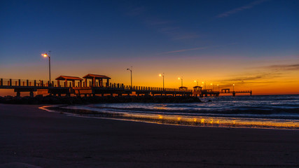 Fototapeta na wymiar Sunset Pier