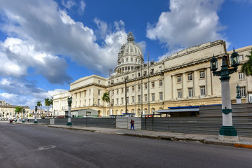 Fototapeta na wymiar National Capital Building - Havana, Cuba