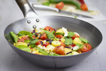 Curry potatoes with spinach and tomatoes