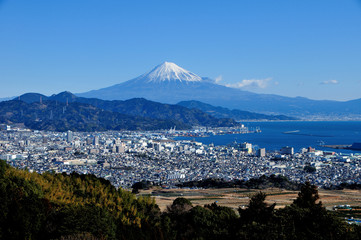 Naklejka premium Góra Fudżi z Nihondaira, miasta Shizuoka, prefektura Shizuoka