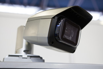 cctv - Video surveillance camera with robotic control