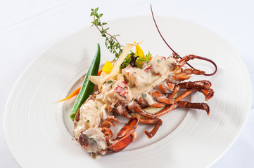 Baked lobster with cheese