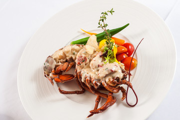 Baked lobster with cheese