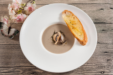 french truffle mushroom soup