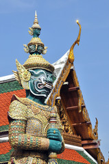 Fototapeta na wymiar Bangkok. The demon guard at the temple
