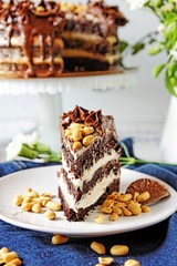 Chocolete peanut butter layer cake