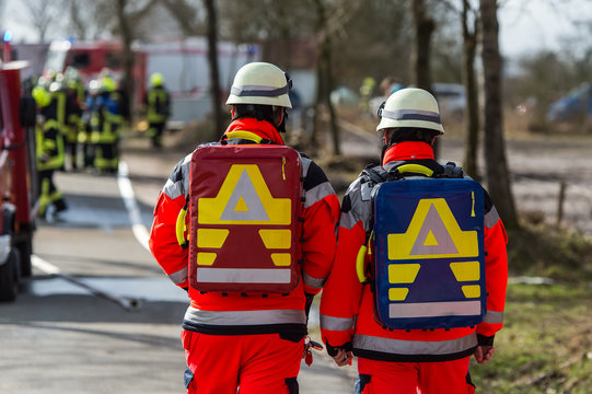 Rettungsdienst an einer Einsatzstelle