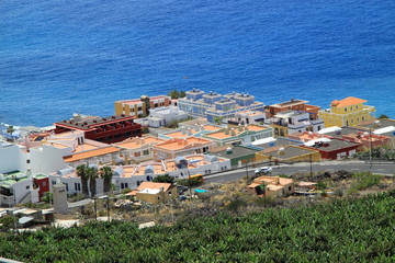 Wonderful little places on the coast © Jolanta Mayerberg