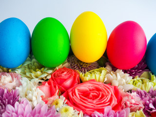 Obraz na płótnie Canvas Colorful easter eggs background