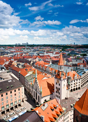 Fototapeta na wymiar Old Town Hall and rooftops of Munich from St. Peters church bell tower