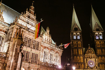 Bremen at night