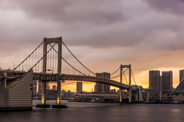 夕方のレインボーブリッジ