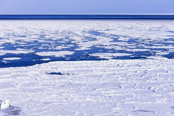 オホーツク海の流氷 © san724