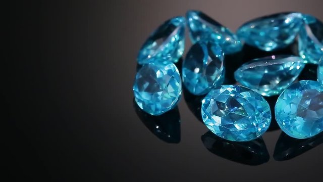 Beauty shot BLUE PARAIBA TAPAZ