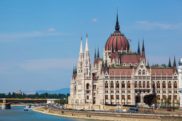 Obraz premium the beautiful building of the Parliament in Budapest, Hungary