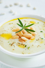 Creamy white bean and vegetable soup