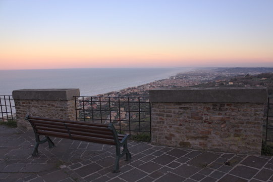 tramonto sul mare
