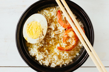 Rice with shrimps and hard-boiled egg