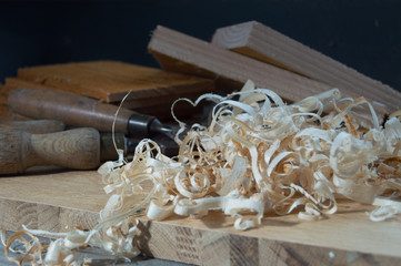 Wood chisels and wood shavings