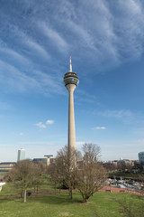Obraz premium Rhine Tower / TV Tower Duesseldorf Media Harbor