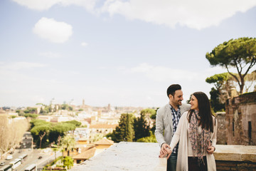 Fototapeta na wymiar Loving couple in Rome , Italy