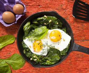 Eggs on spinach