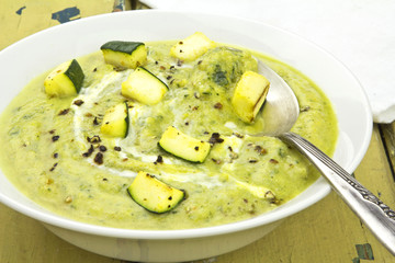 Cream courgette soup