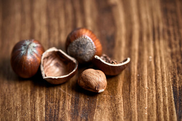Cracked hazelnuts
