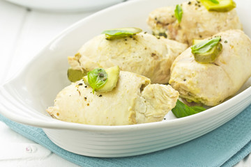 Chicken roulades with roasted potatoes