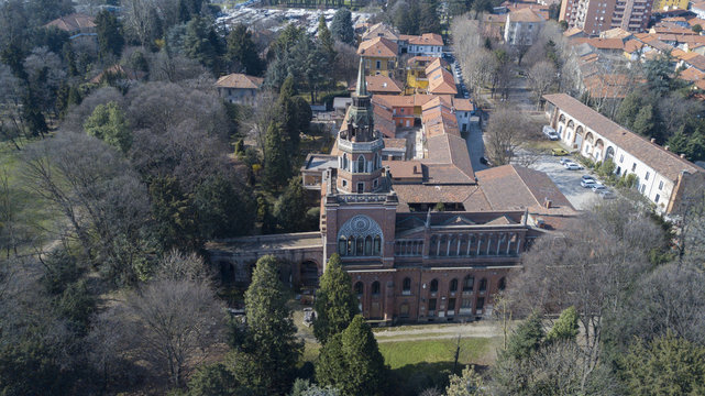 Torre neogotica di Desio, ex convento francescano, vista panoramica, vista aerea, Desio, Monza e Brianza, Milano, Italia