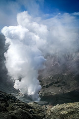 Fototapeta na wymiar Smoking Bromo crater